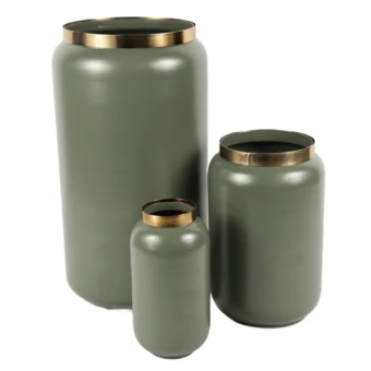 Ensemble de 3 vases en métal