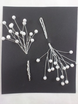 Brindille de perle blanche 6 mm. 2 p.